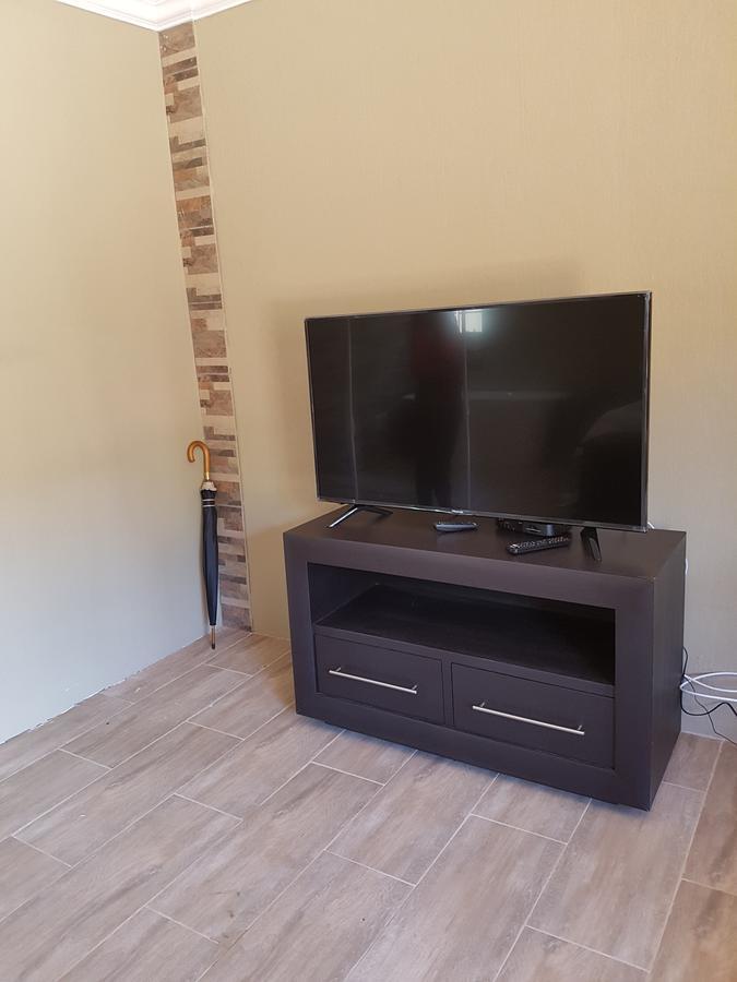 Khuvena Guesthouse Randburg Екстер'єр фото