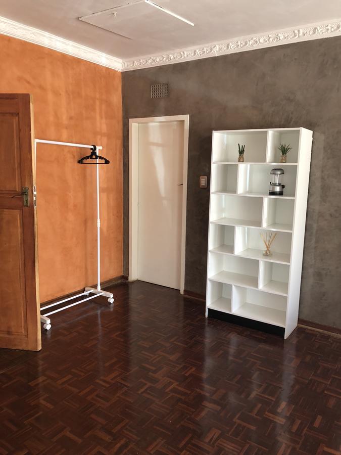 Khuvena Guesthouse Randburg Екстер'єр фото